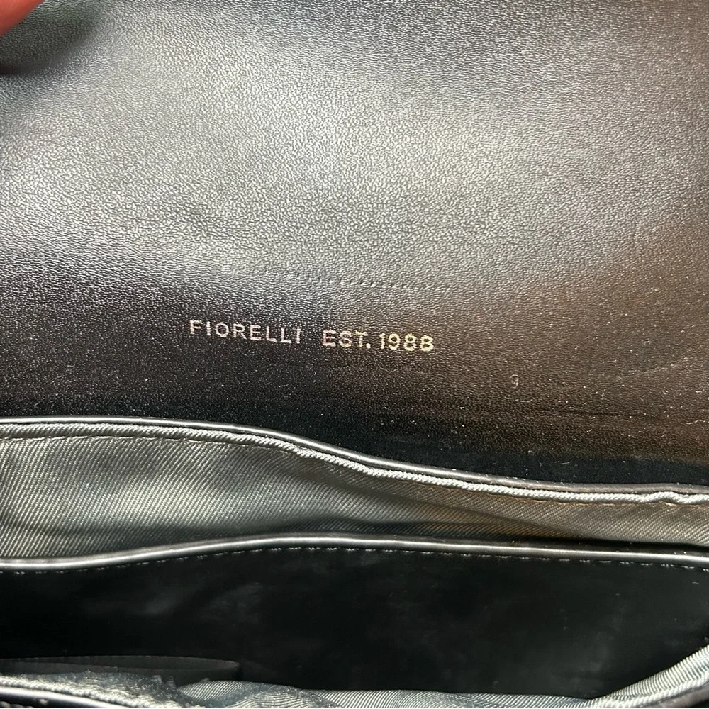 Fiorelli Metallic Silver Black Crossbody Bag Star Logo Chain‎ Strap Handbag